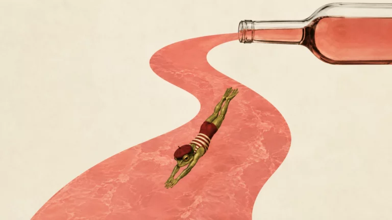 Grenouille surfant sur une coulée de vin rosé versée depuis une bouteille géante